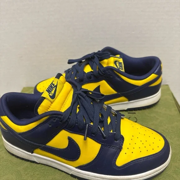 Nike Dunk Low University of Michigan Yellow Blue 2021 Sneakers Shoes Size 8 US